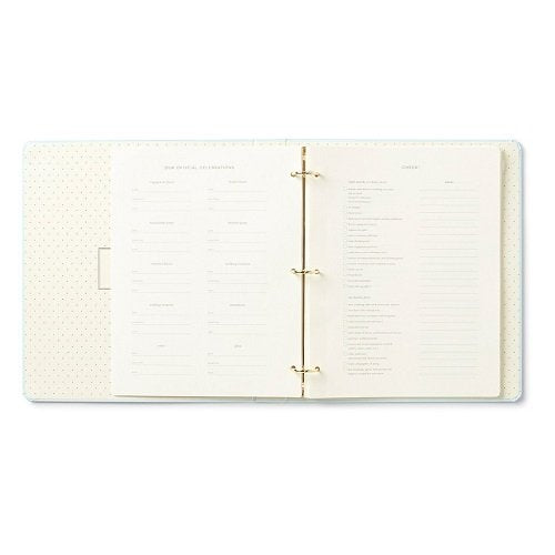 Wedding Planning Binder - Love is in the Air