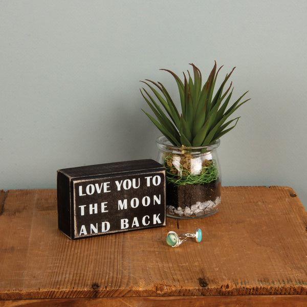 Box Sign - To The Moon And Back