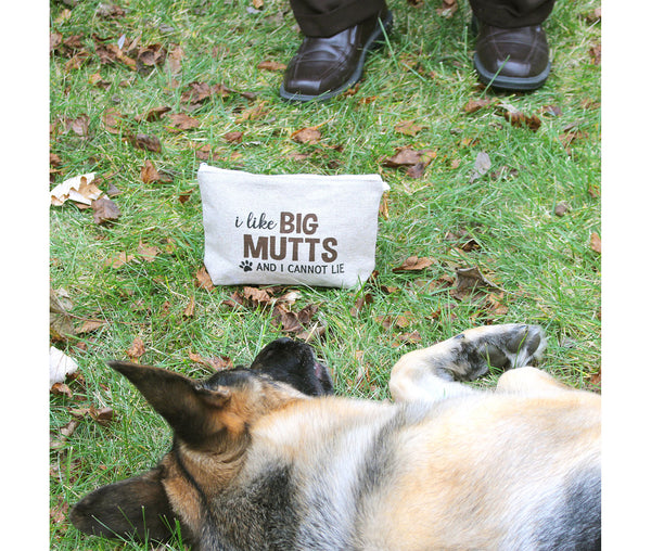 Dog Travel Kit "I Like Big Mutts and I Cannot Lie"